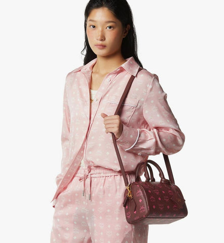 MWBGSEA024B001-Ella Boston Bag in Maxi Visetos|Cinnamon