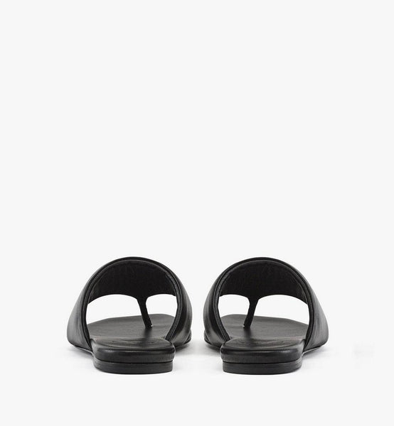 Flat Sandals in Lambskin image 3