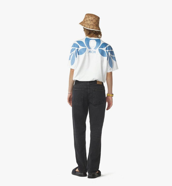 Gradation Laurel Logo Print T-Shirt in Organic Cotton image 5