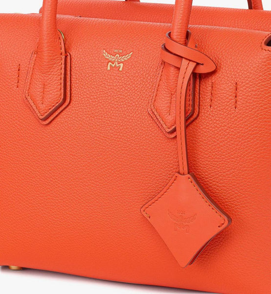 Milla Tote in Grained Leather image 5